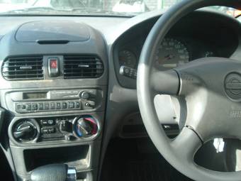 1999 Nissan Sunny Images