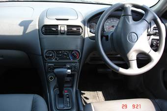 1999 Nissan Sunny Pics