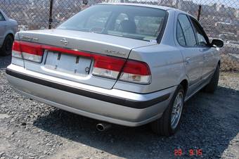 1999 Nissan Sunny Images