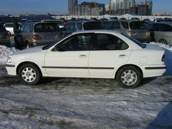 1999 Nissan Sunny Photos