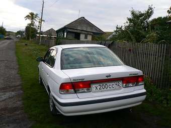 1999 Nissan Sunny Photos
