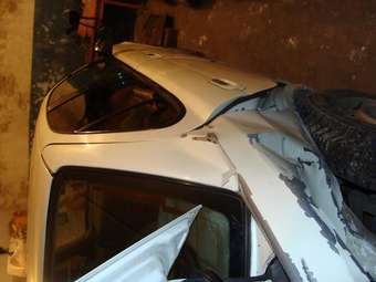 1999 Nissan Sunny Pictures