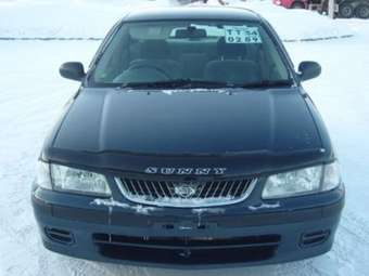 1999 Nissan Sunny Photos