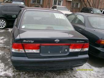 1999 Nissan Sunny Pictures
