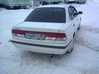 1999 Nissan Sunny Pictures