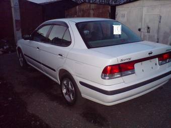 1999 Nissan Sunny Photos