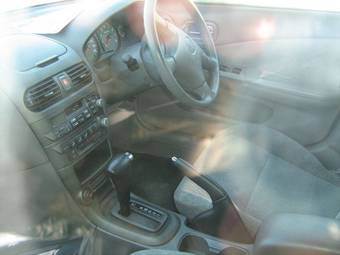 1999 Nissan Sunny Wallpapers