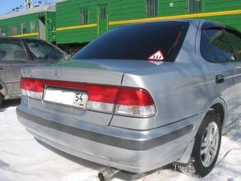 1999 Nissan Sunny Pics
