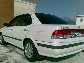1999 Nissan Sunny Pictures