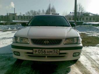 1999 Nissan Sunny Photos