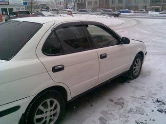 1999 Nissan Sunny Photos