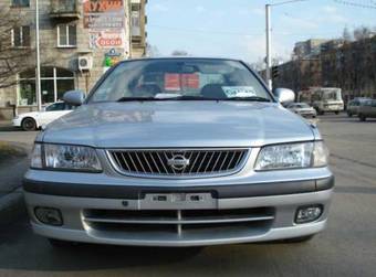 1999 Nissan Sunny Pictures