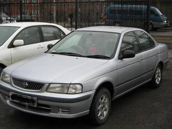 1999 Nissan Sunny Pictures