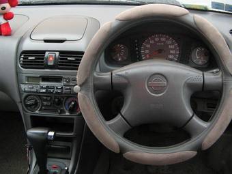 1999 Nissan Sunny Photos