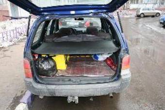 1999 Nissan Sunny Pictures