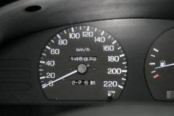1999 Nissan Sunny Photos