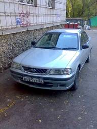 1999 Nissan Sunny Pics