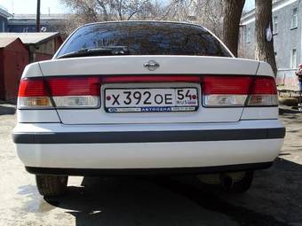 1999 Nissan Sunny Photos