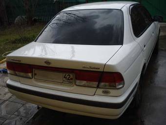 1999 Nissan Sunny Photos