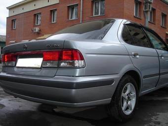 1999 Nissan Sunny Pictures