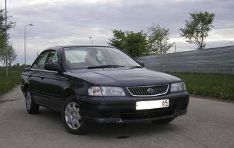 1999 Nissan Sunny Photos