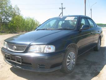 1999 Nissan Sunny Photos