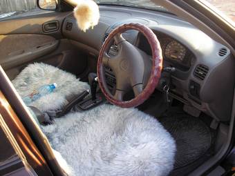 1999 Nissan Sunny Photos
