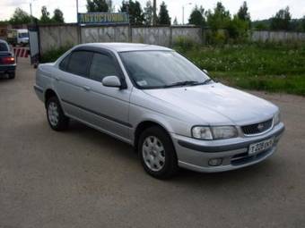 1999 Nissan Sunny Wallpapers