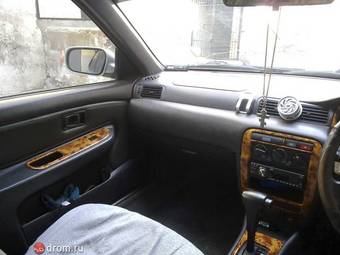 1999 Nissan Sunny Images