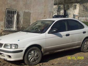 1999 Nissan Sunny Photos