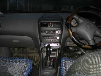 1999 Nissan Sunny Photos