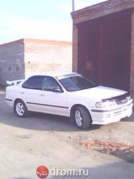 1999 Nissan Sunny Photos