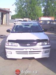 1999 Nissan Sunny Photos