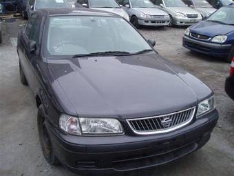 1999 Nissan Sunny Photos