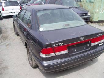 1999 Nissan Sunny Pictures
