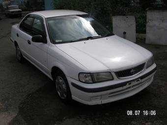 1999 Nissan Sunny Pictures