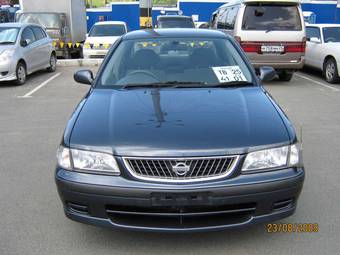 1999 Nissan Sunny Photos