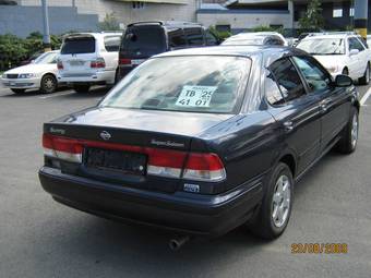 1999 Nissan Sunny Photos