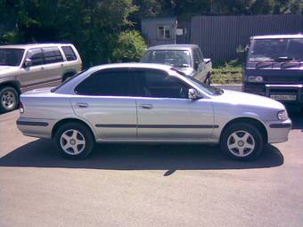 1999 Nissan Sunny Photos