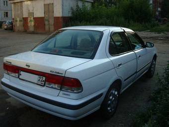 1999 Nissan Sunny Wallpapers