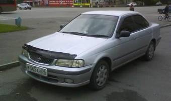 1999 Nissan Sunny Pictures