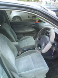 1999 Nissan Sunny Pictures