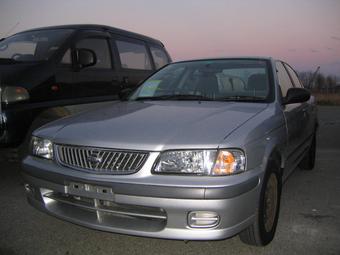 2000 Nissan Sunny