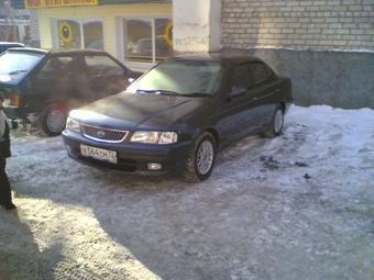 2000 Nissan Sunny