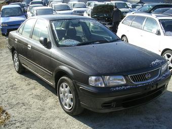 2000 Nissan Sunny