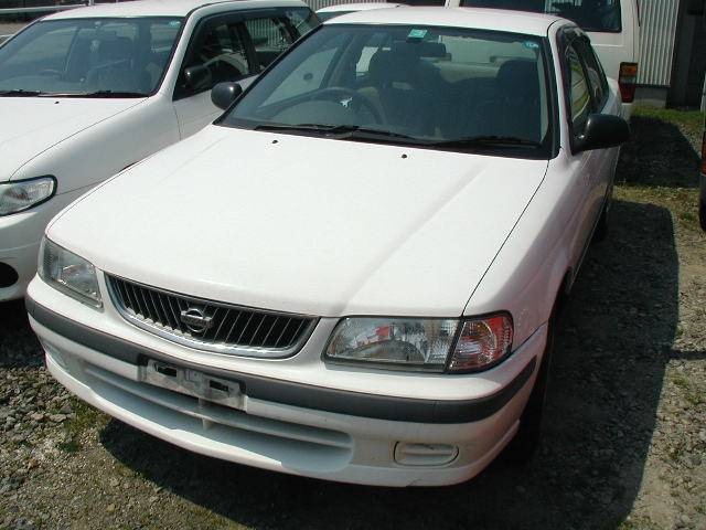 2000 Nissan Sunny