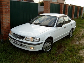 2000 Nissan Sunny