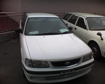 2000 Nissan Sunny