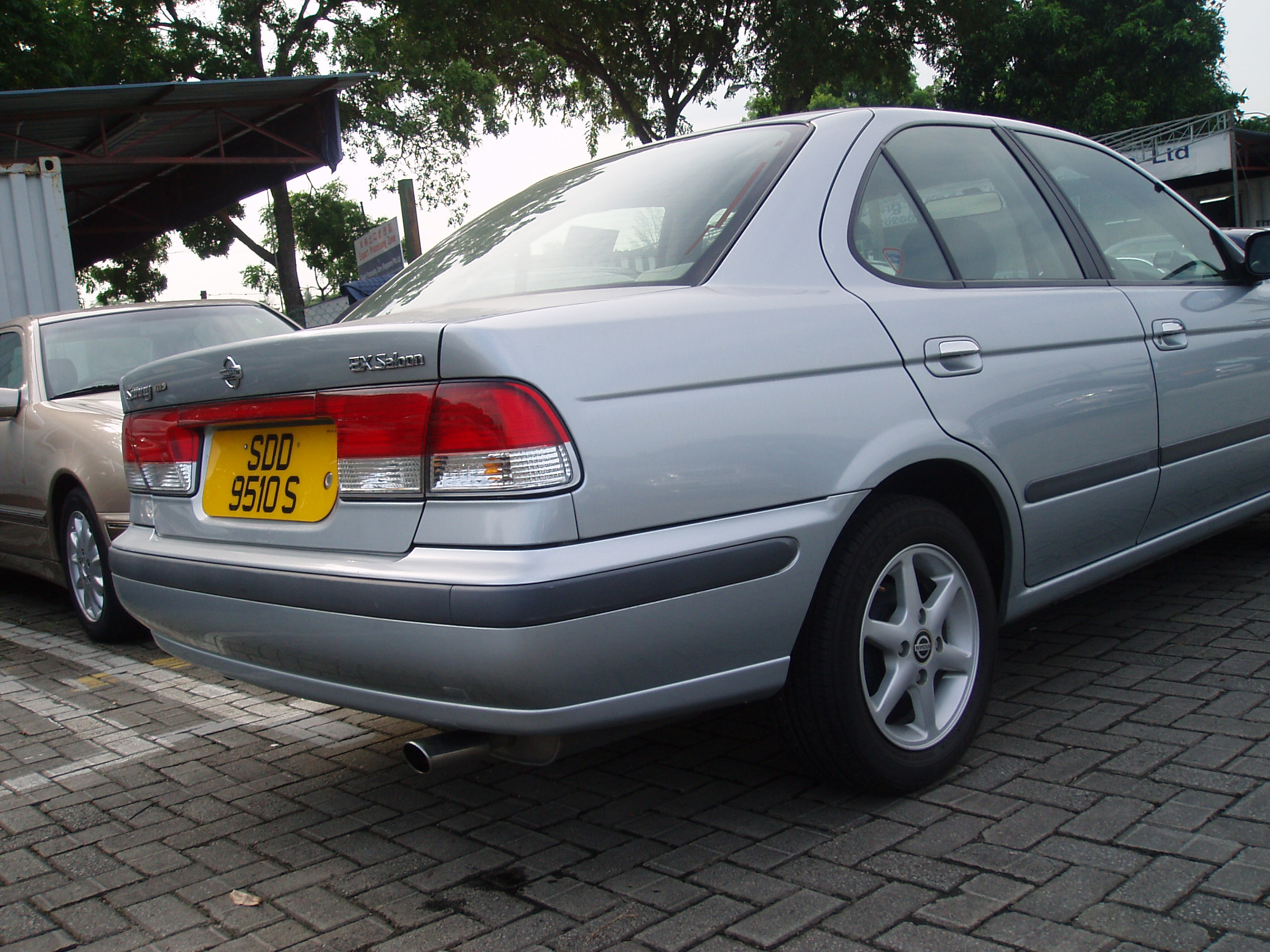 2000 Nissan Sunny