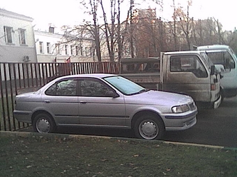 2000 Nissan Sunny